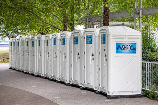 Best Best portable toilet rental  in Elmwood Place, OH